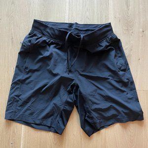 Lululemon Large Pace Breaker Lined Short 9"